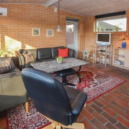 Two-bedroom In Sydals Feriehus